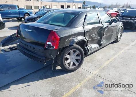 2005 Chrysler 300 Touring from USA, damaged, VIN 2C3JA53G65H107844
